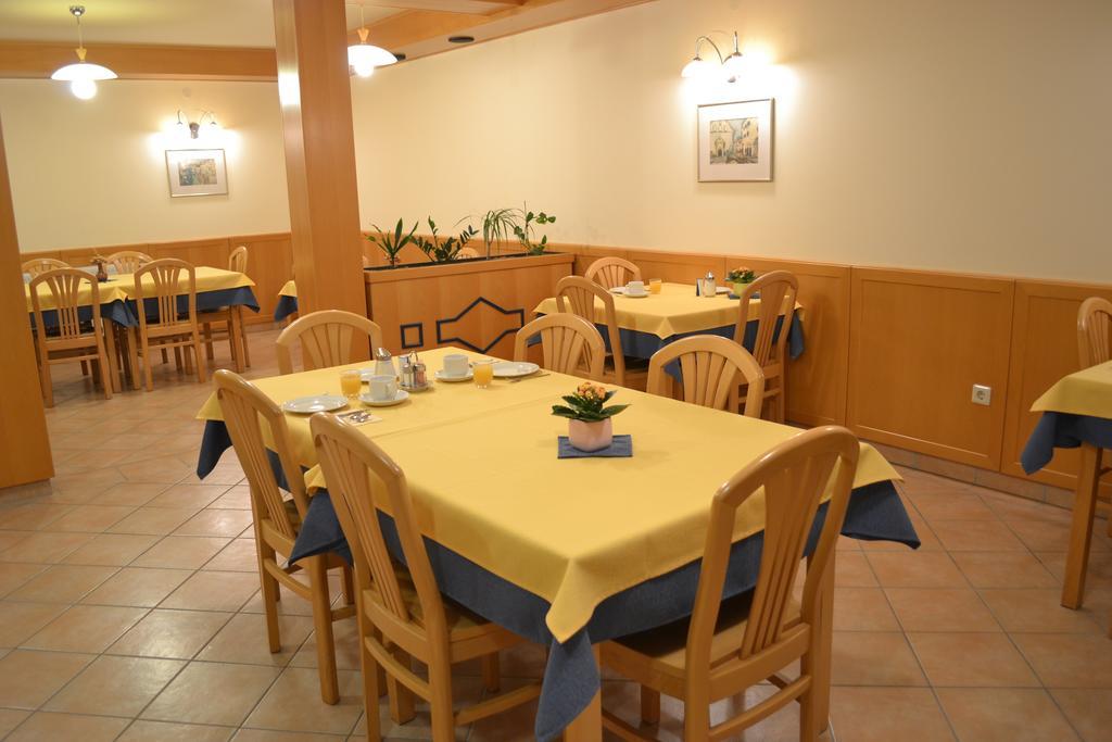 Mini hotel Škofja Loka Kültér fotó